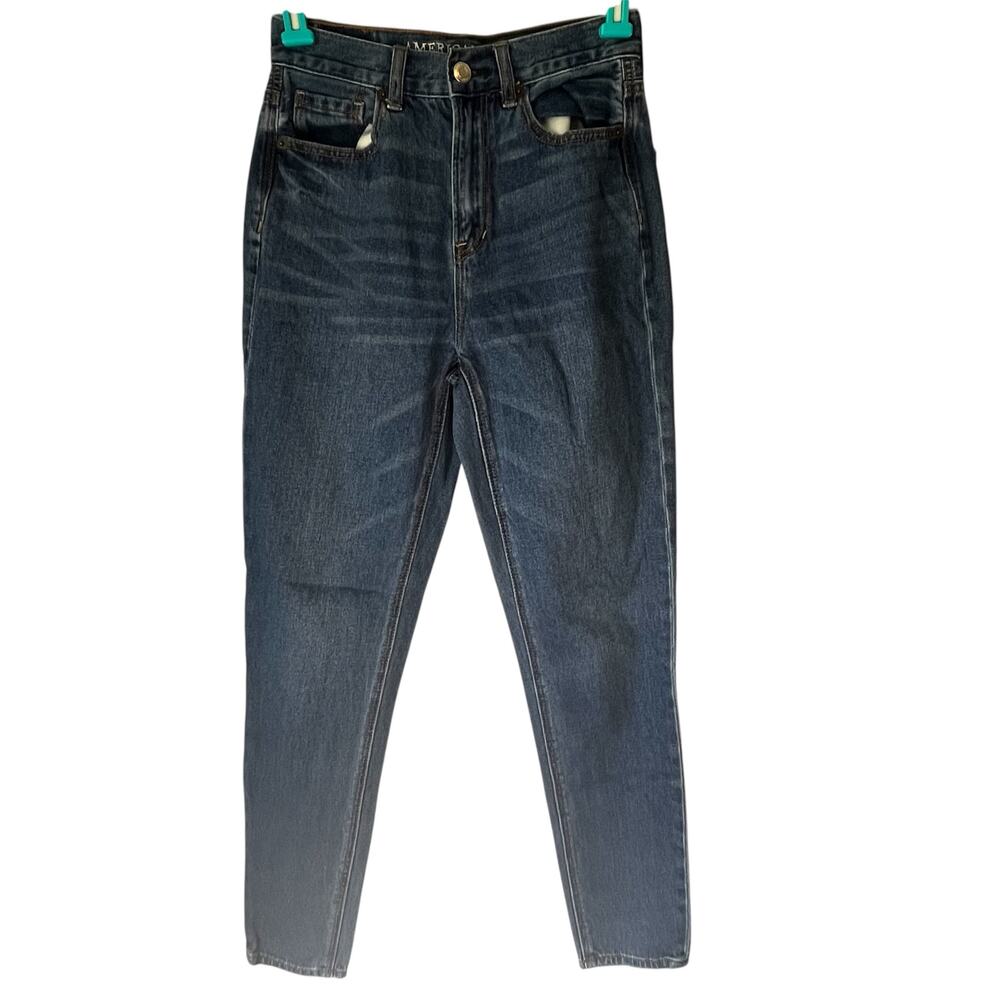 American Eagle Light Wash Mom Jean Size 00 Regular